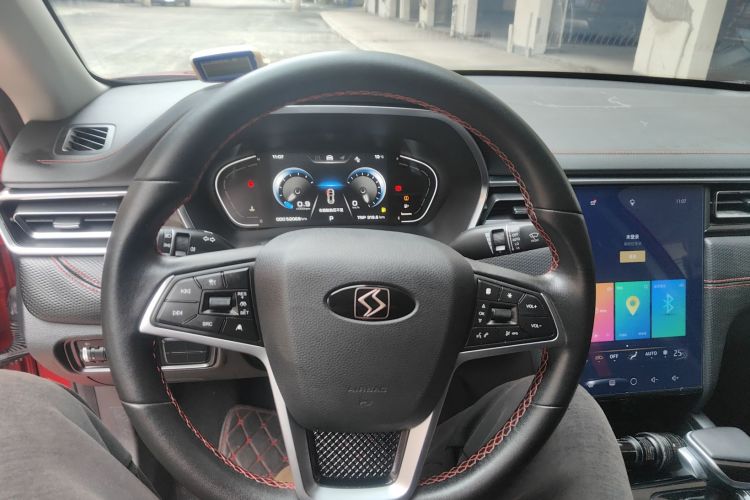 思皓A5 2021款 1.5T CVT尊贵智联型中控内饰13