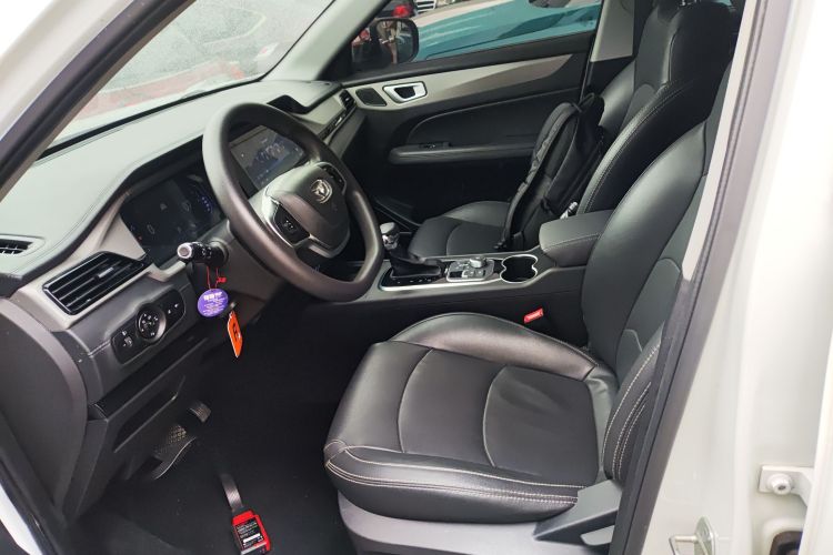 凯翼 炫界 2023款 1.5L CVT优享版局部细节19