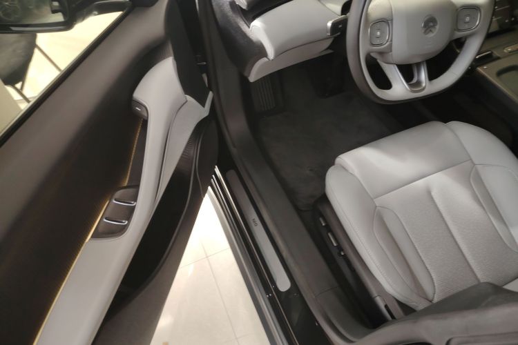 蔚来ET5 2024款 75kWh中控内饰20