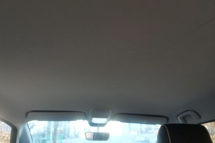 宝骏KiWi EV 2021款 艺术家 磷酸铁锂中控内饰22