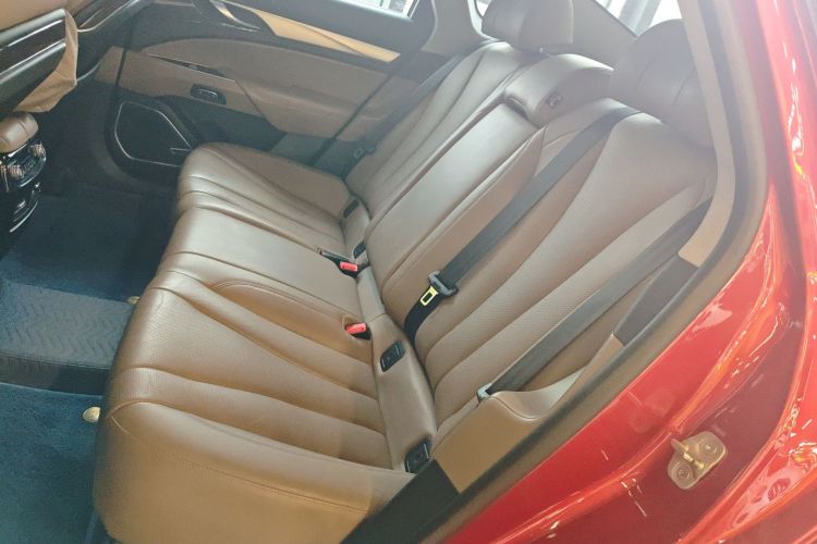 吉利汽车 博瑞 2018款 1.5T MHEV 耀尊版中控内饰21