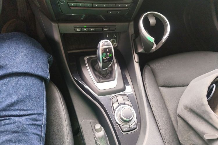 宝马X1 2015款 sDrive18i 领先晋级版局部细节18