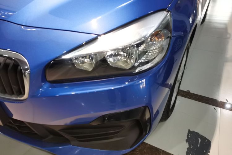 宝马2系旅行车 2018款 218i 时尚型局部细节36