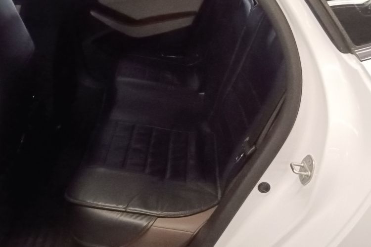 比亚迪 秦PLUS 2024款 荣耀版 EV 510KM领先型中控内饰7004