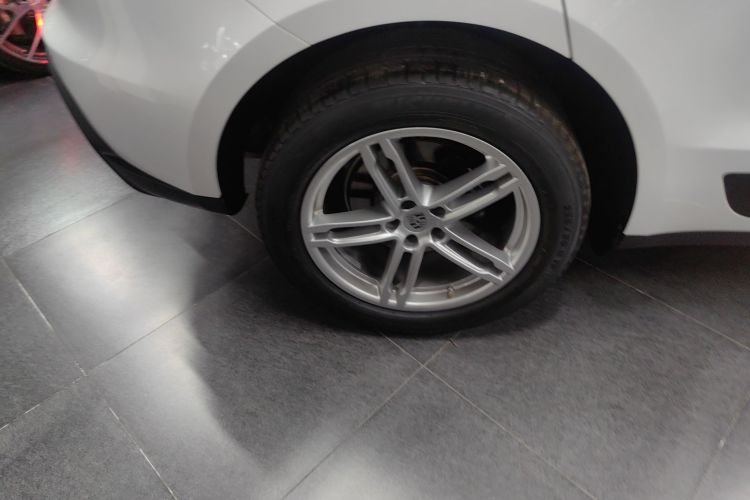 保时捷 2023款 Macan 2.0T车身外观6008