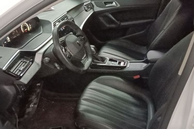 标致408 2022款 1.6T 进取版中控内饰19