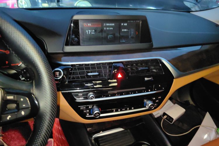 宝马5系 2018款 528Li 上市特别版局部细节16
