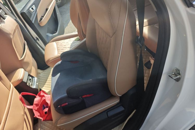 五菱汽车 五菱佳辰 2022款 1.5T CVT尊享旗舰型中控内饰21