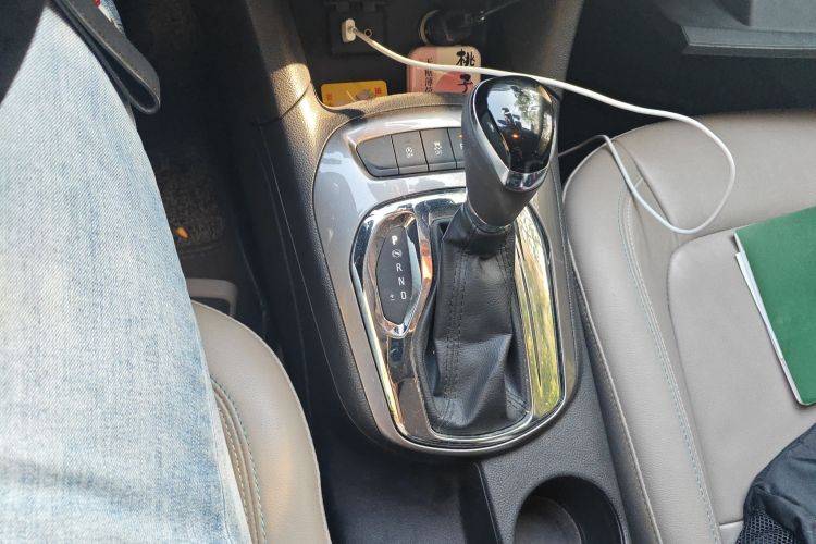 雪佛兰 科鲁兹 2015款 1.4T DCG豪华版局部细节18