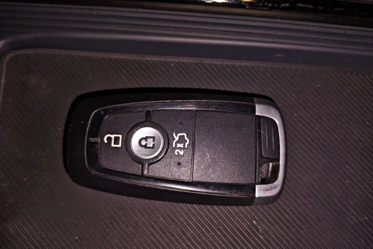 福特 蒙迪欧 2023款 EcoBoost 180 舒雅型中控内饰11