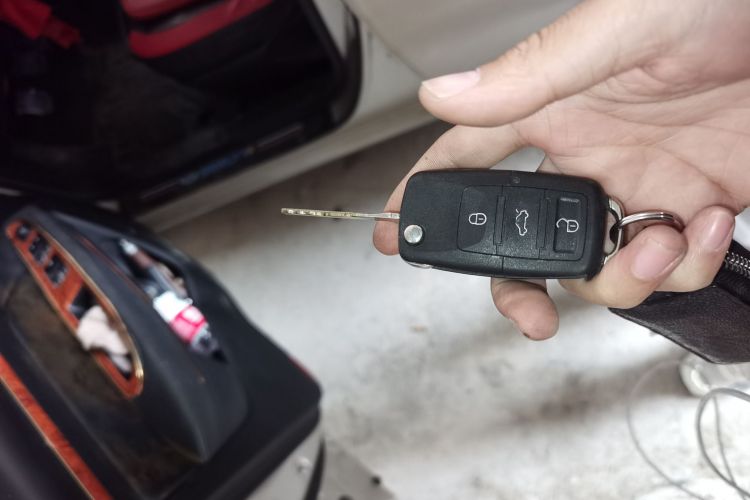 吉利汽车 远景 2018款 1.5L 手动幸福版中控内饰11