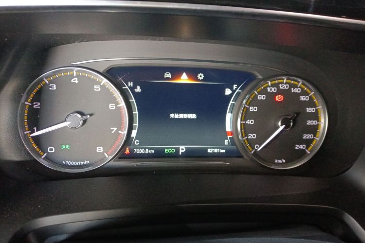 广汽传祺 传祺M8 2023款 领秀系列 390T 豪华版中控内饰14