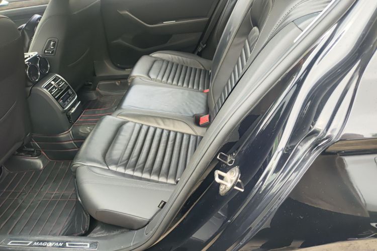 大众 迈腾 2019款 330TSI DSG 豪华型 国VI中控内饰7004