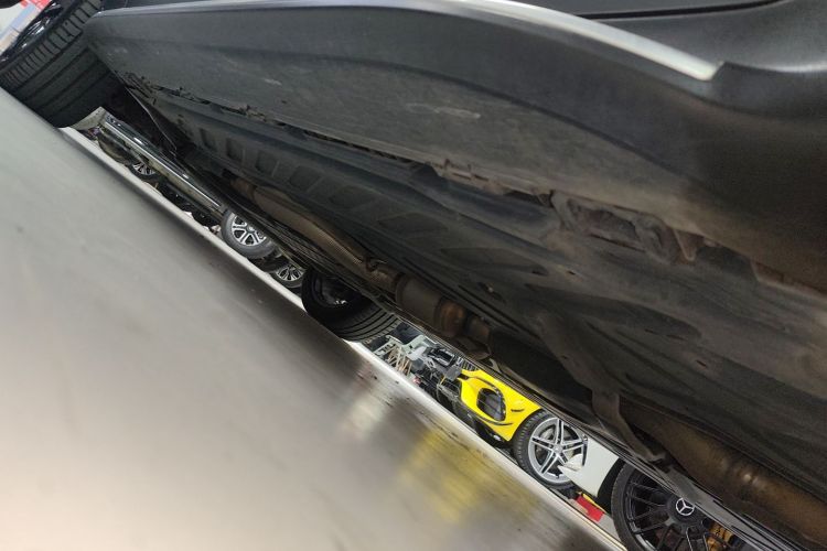 奔驰GLC AMG 2022款 AMG GLC 43 4MATIC局部细节9002