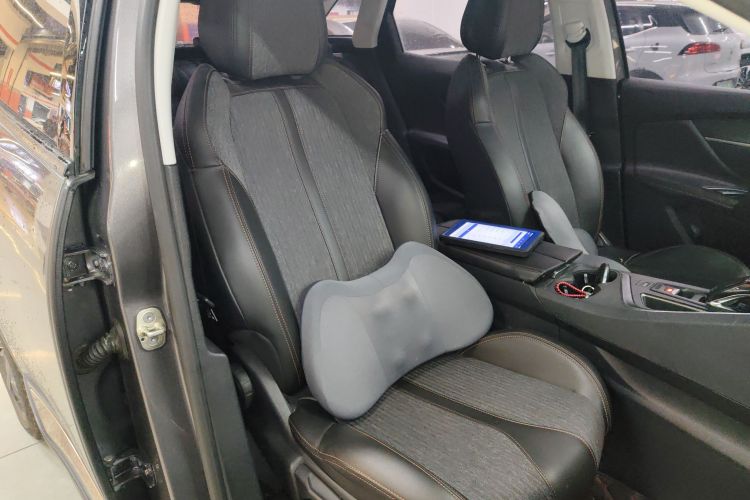 标致4008 2017款 350THP 精英版局部细节41