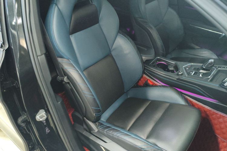 领克05 2022款 2.0TD 两驱耀Halo局部细节41