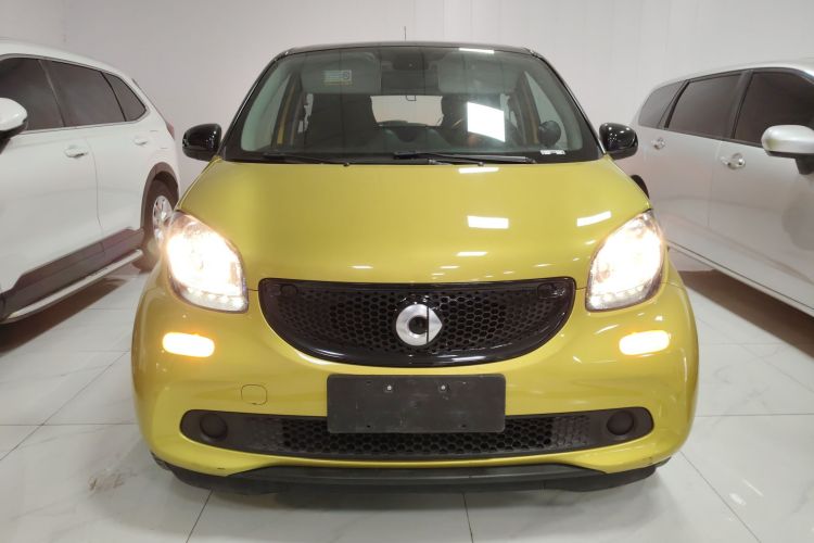 smart forfour 2016款 0.9T 66千瓦先锋版车身外观6001