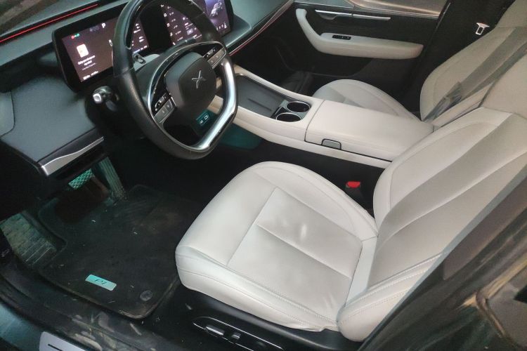 小鹏P7 2023款 P7i 702 Max中控内饰19