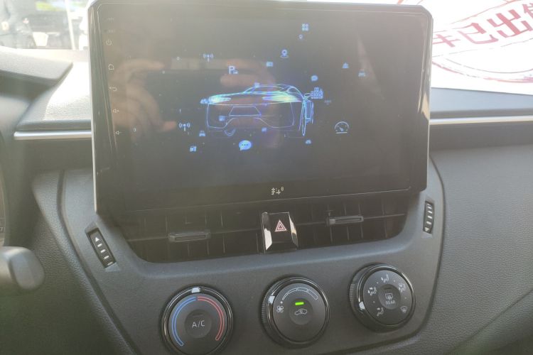 丰田 卡罗拉 2019款 1.2T S-CVT GL先锋版中控内饰16