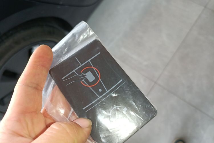 特斯拉 Model Y 2023款 后轮驱动版中控内饰11