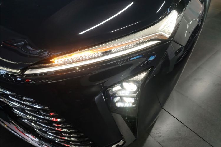 别克GL8 2025款 陆尊 尊享版局部细节36