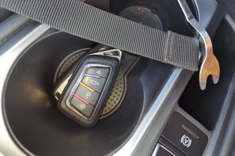 荣威i5 2019款 1.5L 自动4G互联领豪旗舰版中控内饰11