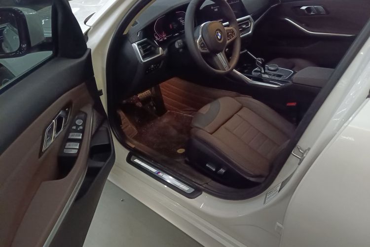 宝马3系 2021款 320Li M运动套装中控内饰20