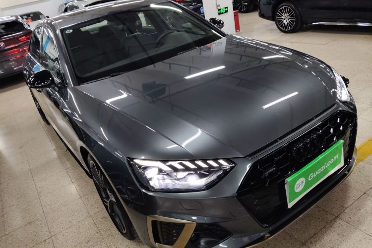 奥迪A4L 2024款 40 TFSI quattro RS套件燃速型车身外观6002