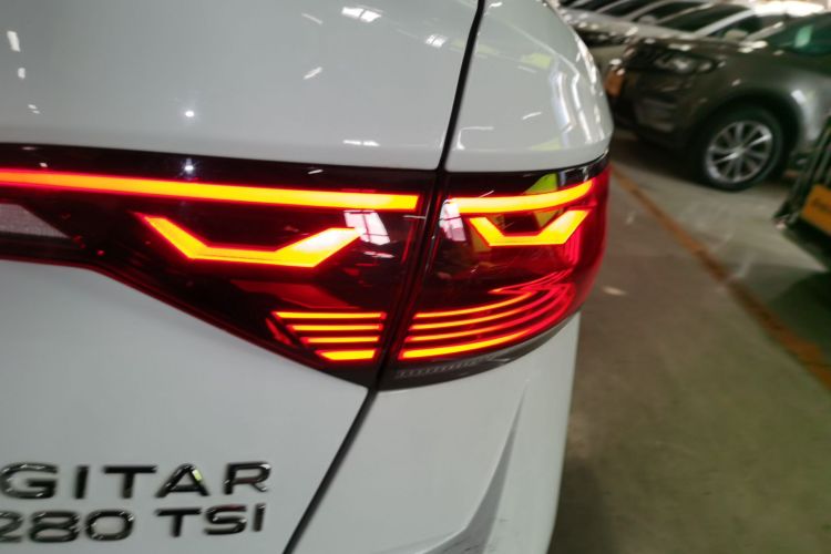 大众 速腾 2023款 280TSI DSG超越版车身外观6006