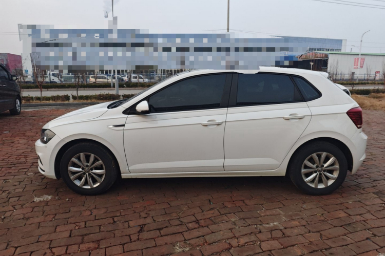 大众 Polo 2019款 Plus 1.5L 自动炫彩科技版车身外观4