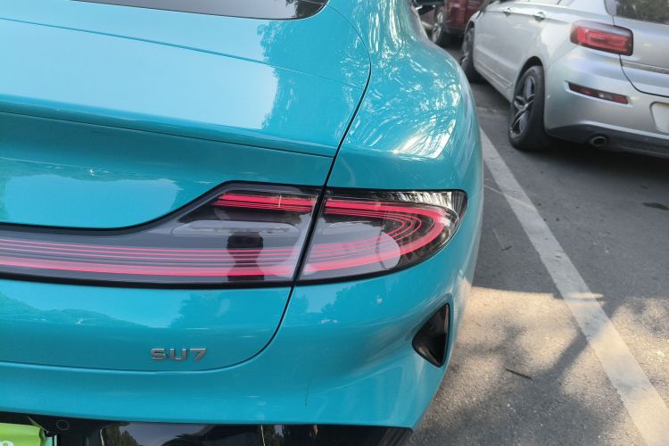 小米汽车 小米SU7 2024款 后驱长续航智驾版车身外观9