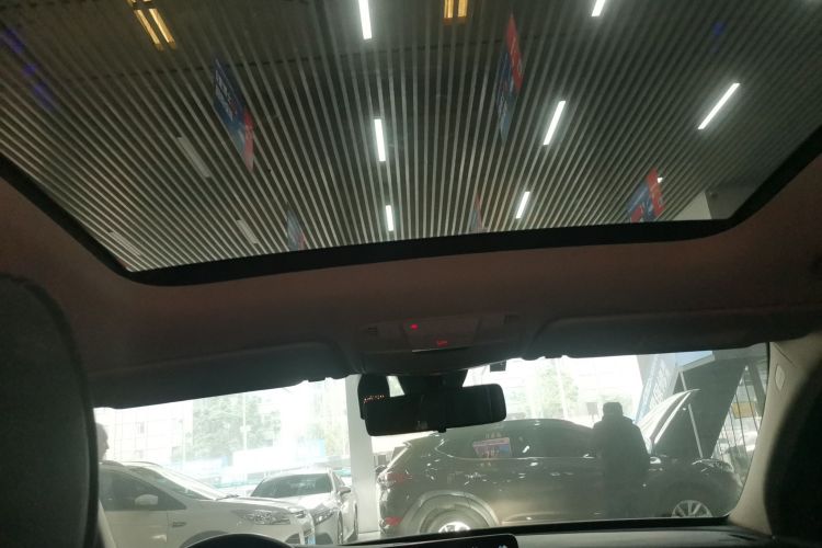 奔驰C级 2021款 C 260 L 运动版局部细节22