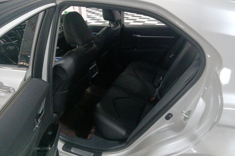 丰田 凯美瑞 2021款 2.0G 豪华版中控内饰21