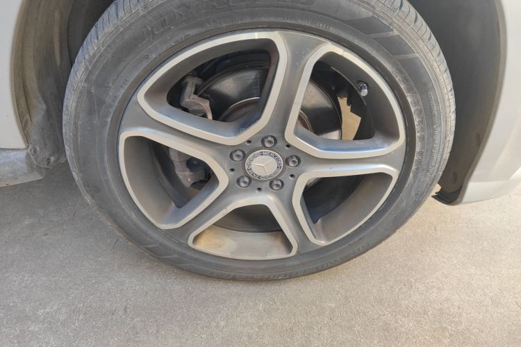 奔驰GLK级 2015款 GLK 300 4MATIC 时尚型 极致版车身外观6007