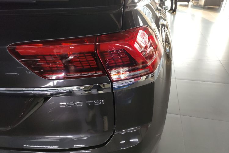 大众 途昂X 2022款 330TSI 两驱豪华版车身外观9