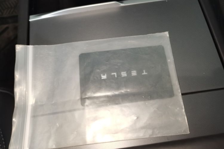 特斯拉 Model Y 2025款 后轮驱动版中控内饰11