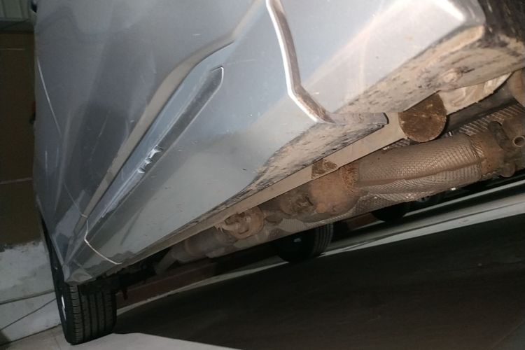 蓝电E5 2023款 1.5L DE-i 100KM畅享型 5座局部细节9001