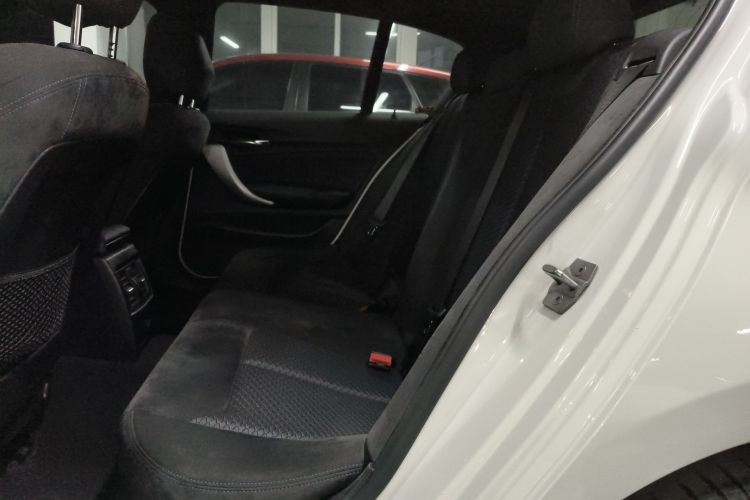 宝马1系(进口) 2018款 120i M运动套装中控内饰21