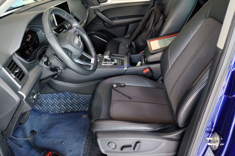 奥迪Q5L 2018款 45 TFSI 尊享时尚型 国V中控内饰19