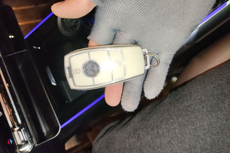 奔驰GLB 2022款 GLB 200 动感型中控内饰11