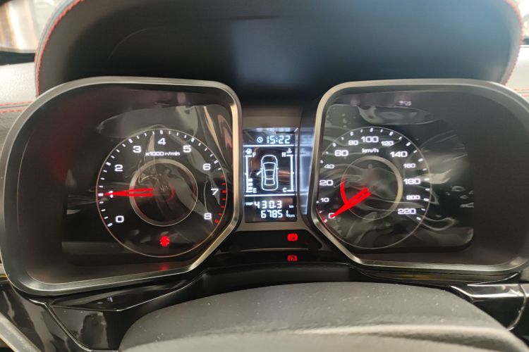 众泰 大迈X5 2015款 1.5T 手动尊贵型 国IV中控内饰14