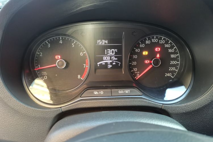 大众 Polo 2016款 1.4L 手动风尚型中控内饰14