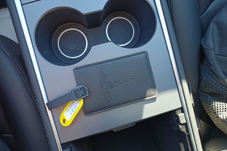 特斯拉 Model 3 2022款 后轮驱动版中控内饰7001