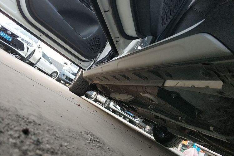 丰田 YARiS L 致炫 2022款 致炫X 1.5L CVT豪华PLUS版局部细节9002