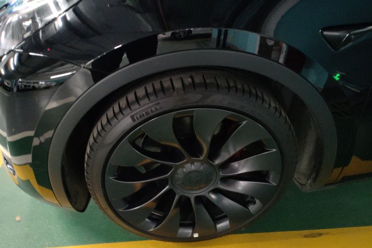 特斯拉 Model Y 2022款 Performance高性能全轮驱动版车身外观6007