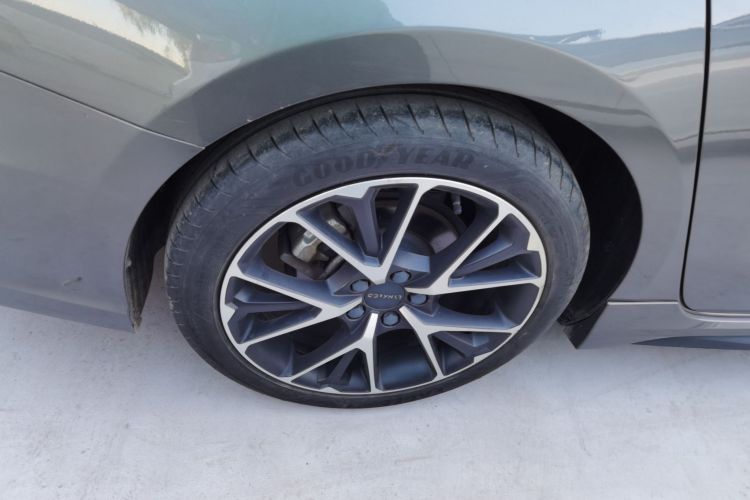 领克03 2021款 2.0TD 自动劲 冠军版车身外观6008