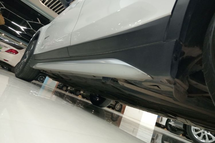 宝马X1 2018款 sDrive18Li 尊享型局部细节9002