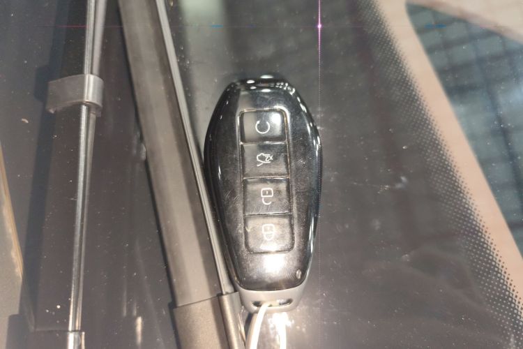 腾势Z9GT 2024款 1100四驱Ultra版中控内饰11