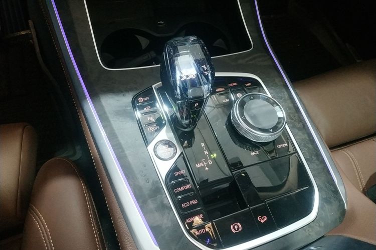 宝马X5(进口) 2021款 xDrive40i M运动套装中控内饰18