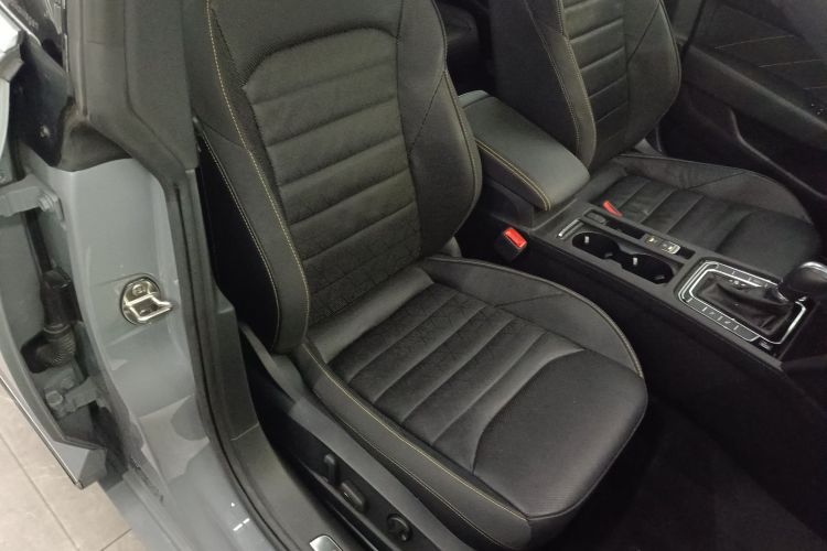 一汽-大众CC 2024款 380TSI 夺目版局部细节41